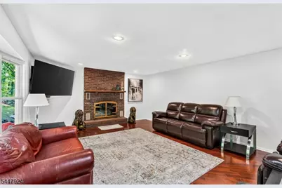 954 Iron Bridge Rd, Bethlehem Township, NJ 08802 - Photo 10