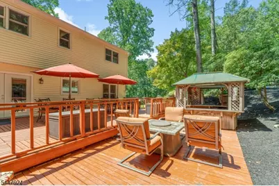 954 Iron Bridge Rd, Bethlehem Township, NJ 08802 - Photo 36