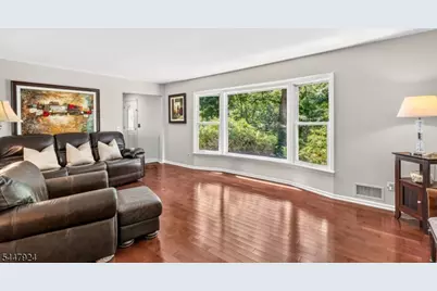 954 Iron Bridge Rd, Bethlehem Township, NJ 08802 - Photo 4