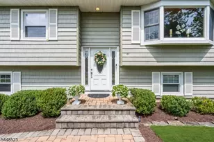 946 Country Club Rd, Bridgewater Twp., NJ 08807 - Photo 4