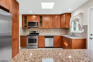 946 Country Club Rd, Bridgewater Twp., NJ 08807 - Photo 20