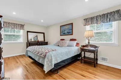 946 Country Club Rd, Bridgewater Twp., NJ 08807 - Photo 24