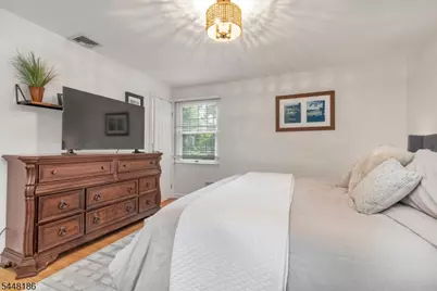 1979 Dogwood Dr, Scotch Plains Township, NJ 07076 - Photo 26