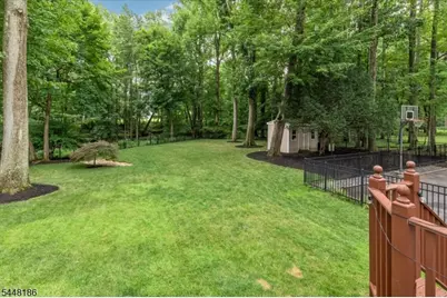 1979 Dogwood Dr, Scotch Plains Township, NJ 07076 - Photo 50