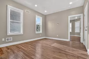 882 S 14th St, Newark, NJ 07108 - Photo 6