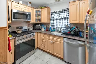 152 Schuyler Ave, North Arlington, NJ 07031 - Photo 4