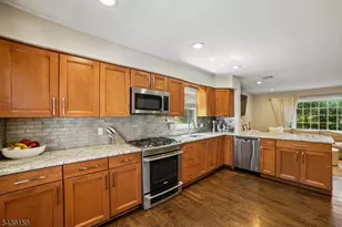 74 Minnehaha Blvd, Oakland, NJ 07436 - Photo 10