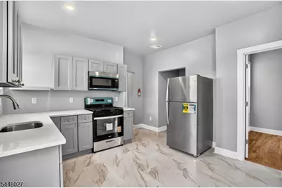 882 S 14th St #3, Newark, NJ 07108 - Photo 16