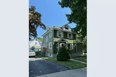 883 Ray Ave, Ridgefield, NJ 07657 - Photo 2