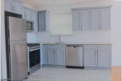 83 Stuyvesant Ave, Newark, NJ 07106 - Photo 10