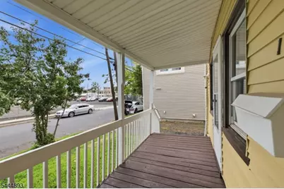 19 Chatham St, North Plainfield, NJ 07060 - Photo 4