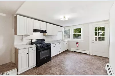 19 Chatham St, North Plainfield, NJ 07060 - Photo 28