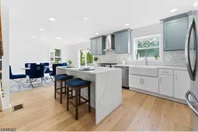 89 Susan Ct, Clifton, NJ 07012 - Photo 4