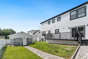 89 Susan Ct, Clifton, NJ 07012 - Photo 18