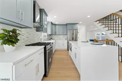 89 Susan Ct, Clifton, NJ 07012 - Photo 4