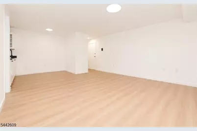 771 Summer Ave Unit #1A, Newark, NJ 07104 - Photo 12