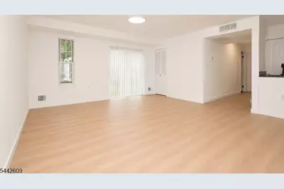 771 Summer Ave Unit #1A, Newark, NJ 07104 - Photo 4