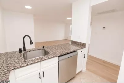 771 Summer Ave Unit #1A, Newark, NJ 07104 - Photo 8