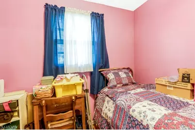 512 Voorhees Ave, Middlesex, NJ 08846 - Photo 8