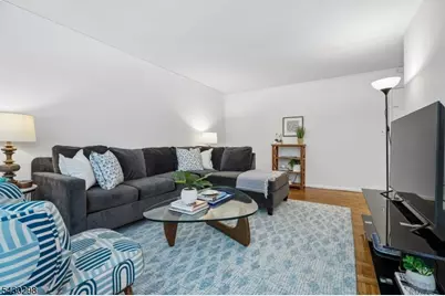 465-73 Valley St Unit #2E, Maplewood, NJ 07040 - Photo 1
