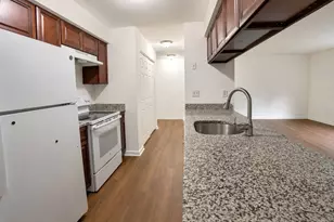 23 Norwich Pl, Franklin Township, NJ 08873 - Photo 8