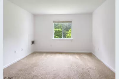 23 Norwich Pl, Franklin Township, NJ 08873 - Photo 12