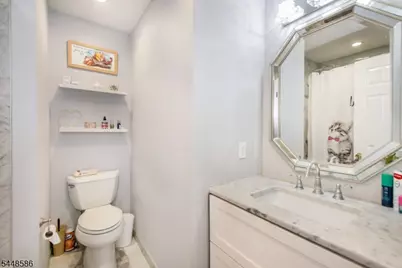 145 Mountainside Dr, Pompton Lakes, NJ 07442 - Photo 18