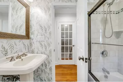 16 Sherman Pl, Morristown, NJ 07960 - Photo 22