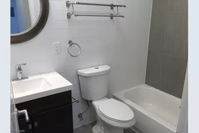 104 Broughton Ave #1B, Bloomfield, NJ 07003 - Photo 4