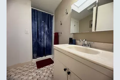 7 Pevero Dr #8, Vernon Twp., NJ 07462 - Photo 18