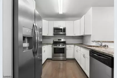 90 Clinton Ave #407, Newark, NJ 07114 - Photo 4