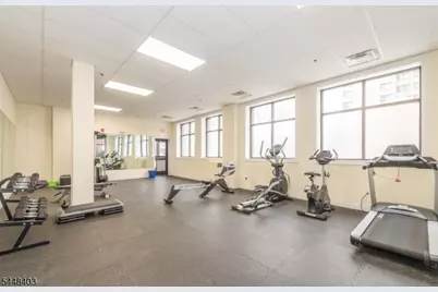 90 Clinton Ave #407, Newark, NJ 07114 - Photo 28