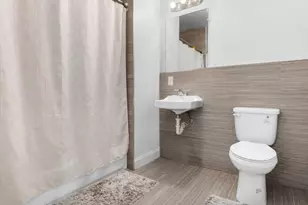 90 Clinton Ave, Newark, NJ 07114 - Photo 18