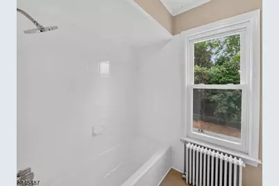678 Ridgedale Ave, Woodbridge Township, NJ 07095 - Photo 16