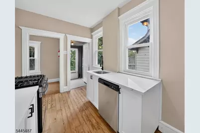 678 Ridgedale Ave, Woodbridge Township, NJ 07095 - Photo 10