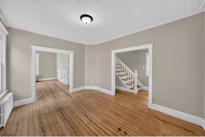 678 Ridgedale Ave, Woodbridge Township, NJ 07095 - Photo 2