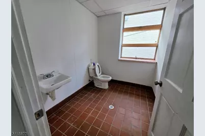 36 Franklin Ave, Nutley, NJ 07110 - Photo 6