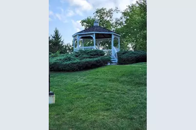 11 Burlington Ct, Hamburg, NJ 07419 - Photo 10