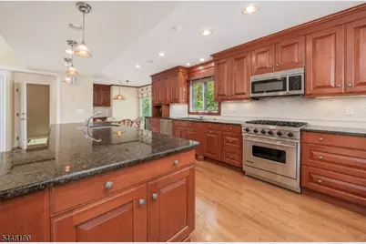 8 Woods Ln, Chatham, NJ 07928 - Photo 22