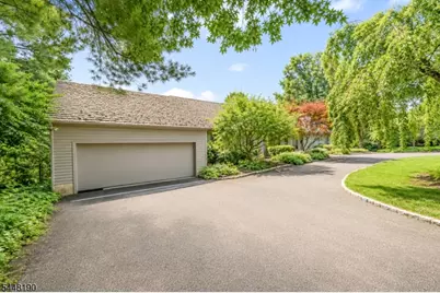 8 Woods Ln, Chatham, NJ 07928 - Photo 2