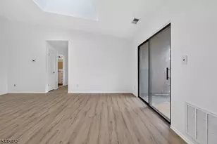 204C Sierra Ct, Woodbridge Township, NJ 07095 - Photo 22