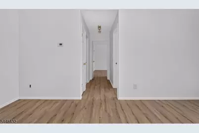 204C Sierra Ct, Woodbridge Township, NJ 07095 - Photo 12