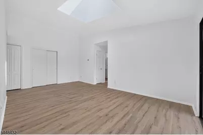 204C Sierra Ct, Woodbridge Township, NJ 07095 - Photo 2