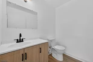 204C Sierra Ct, Woodbridge Township, NJ 07095 - Photo 14