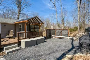 100 Poplar Ln, Vernon, NJ 07422 - Photo 12