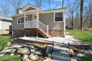 100 Poplar Ln, Vernon, NJ 07422 - Photo 42