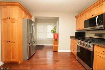 328 Mayhill St, Saddle Brook Township, NJ 07663 - Photo 16