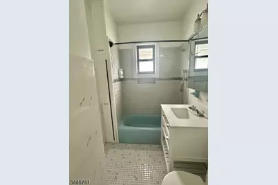 164 Knapp Ave #2, Clifton, NJ 07011 - Photo 6