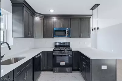 339 Court St, Elizabeth, NJ 07206 - Photo 8