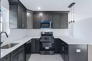 339 Court St, Elizabeth, NJ 07206 - Photo 8